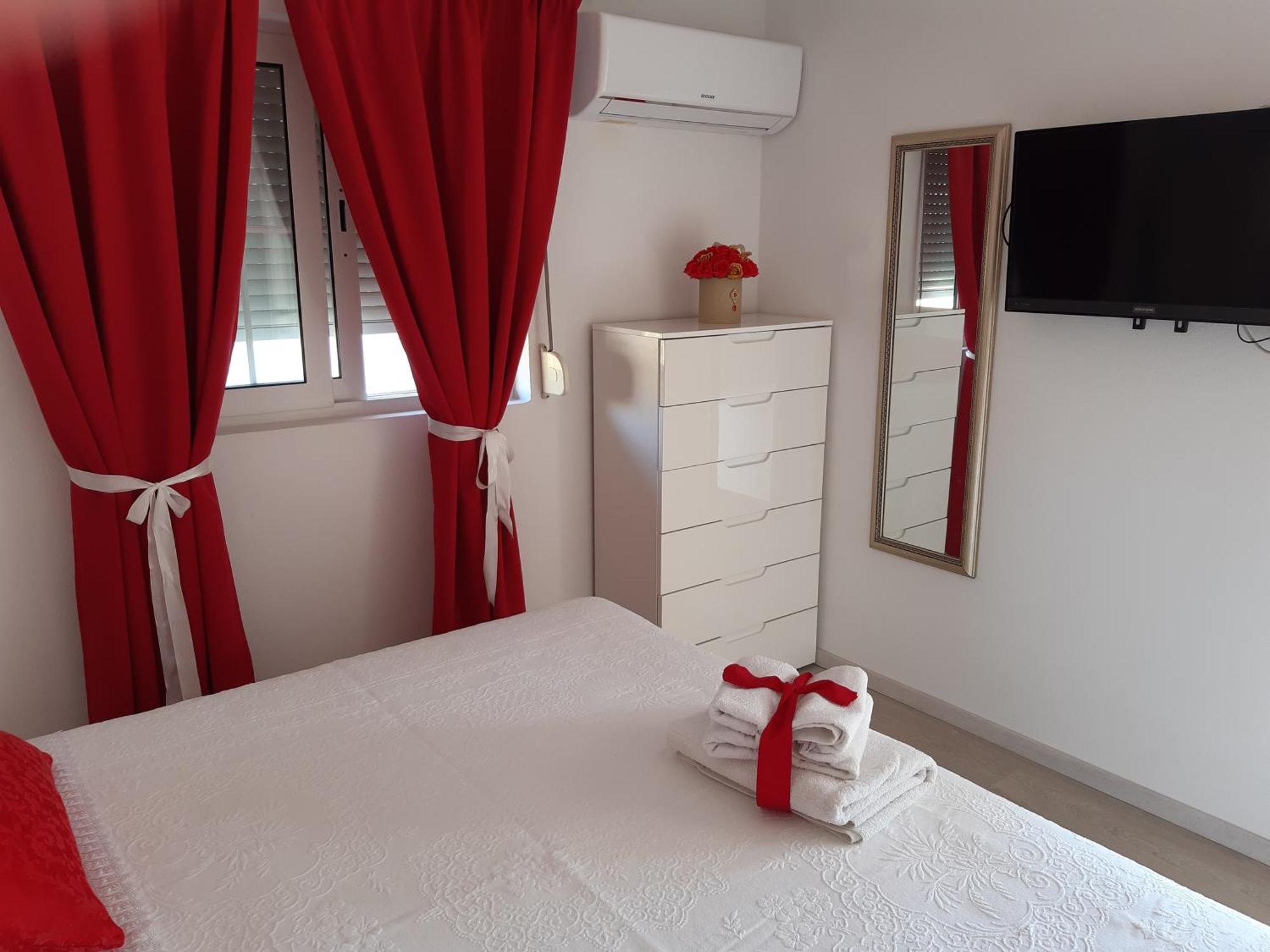 Apartments By The Sea Pag - 16100 Pag Town Room photo
